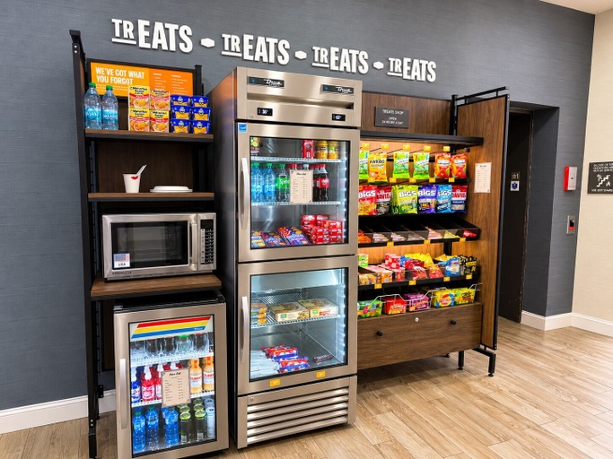 Food & Drinks 5, Hampton Inn Cartersville, Bartow