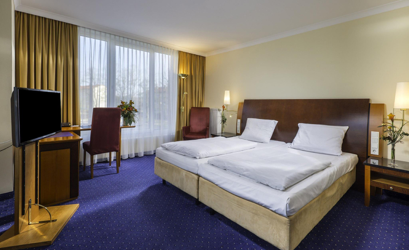 Bedroom 2, Hotel Glocklhofer, Altötting