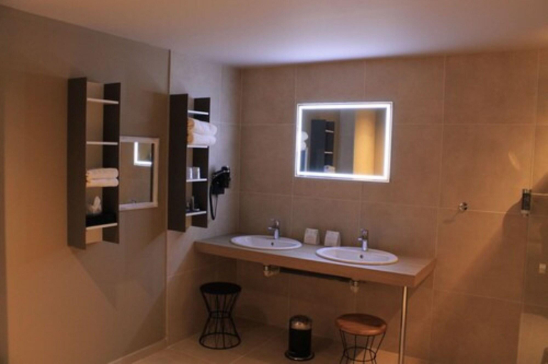 Bathroom 4, Hôtel La Couronne, Haut-Rhin