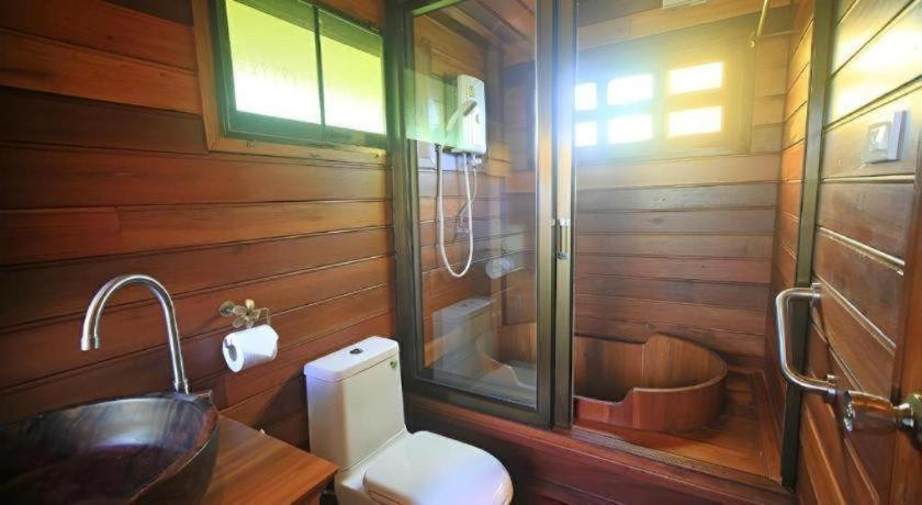Bathroom, Burimuntar Resort, Khao Kho
