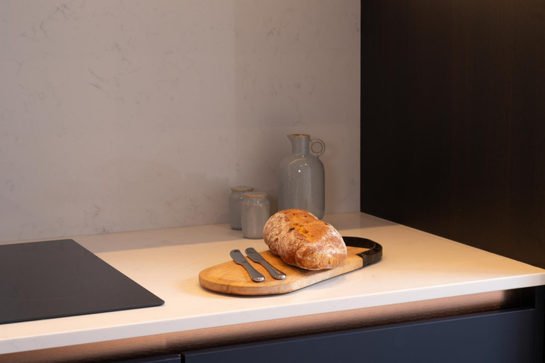 Food & Drinks 5, Notting Hill Studio Apartments, London