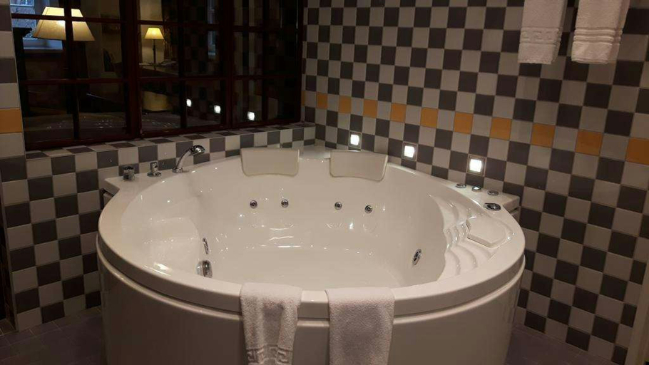 Bathroom 3, Daugirdas Hotel, Kauno