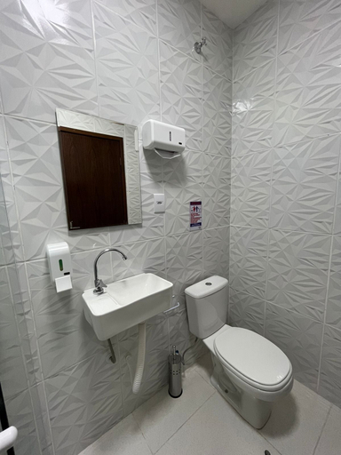 Bathroom 5, Hostel Recanto da Pacincia, Salvador