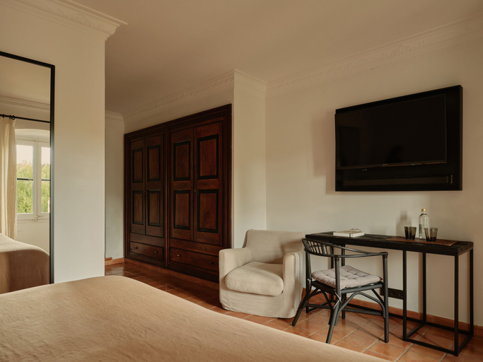 Bedroom 3, Mas de Torrent Hotel & Spa, Relais & Châteaux, Girona