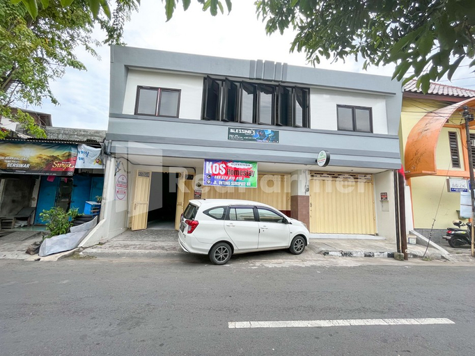 Exterior & Views 2, Blessings Homestay RedPartner near Stasiun Kediri, Kediri