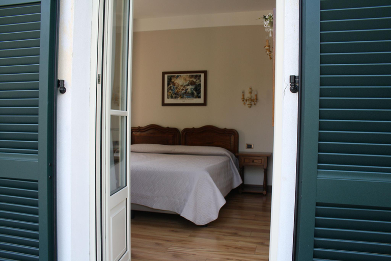 Bedroom 2, Hotel La Torre, Como
