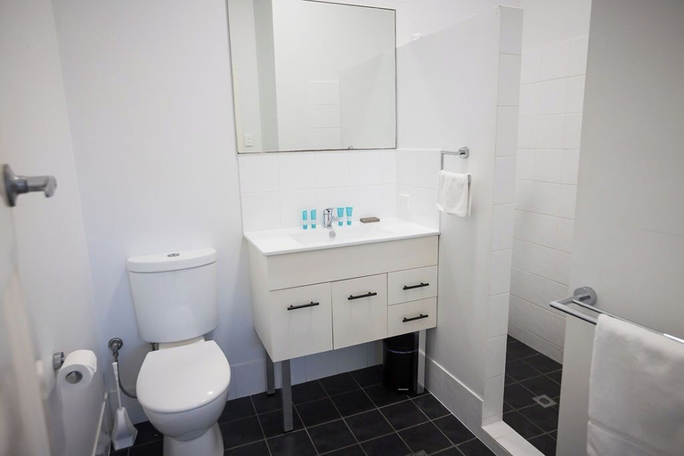 Bathroom 3, Albany Central Apartments, Albany