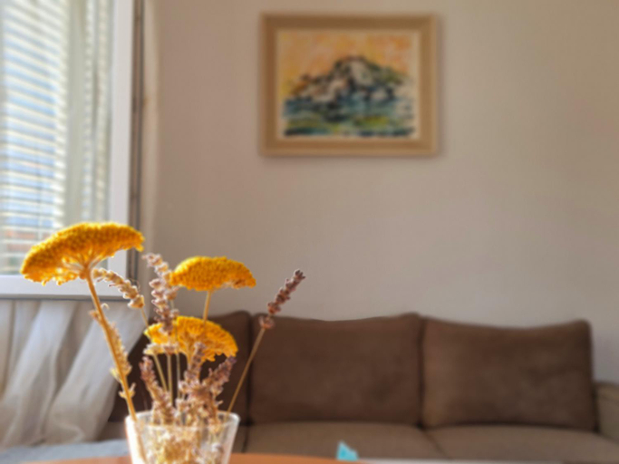 Bedroom 2, Apartments Damnjanka, Orebić