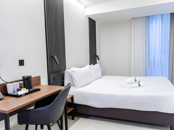 Bedroom 3, Onyx Hotel, St Julian's