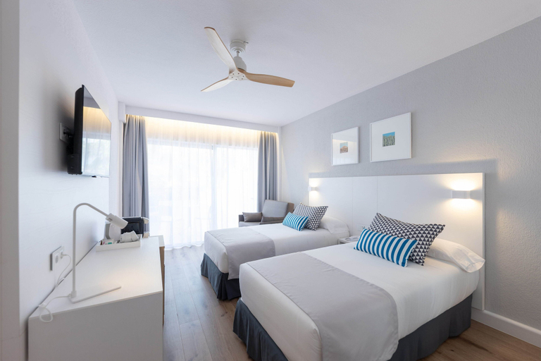 Bedroom 3, BLUESEA Costa Jardín Spa, Santa Cruz de Tenerife