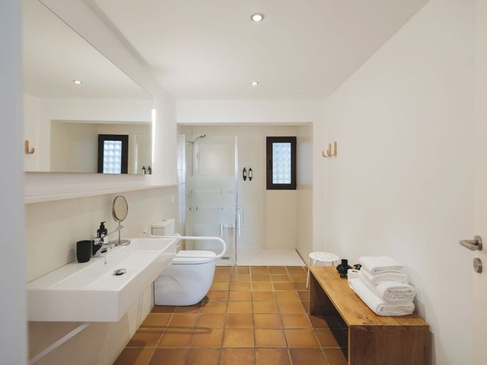 Bathroom 4, Hotel Es Blau des Nord, Baleares