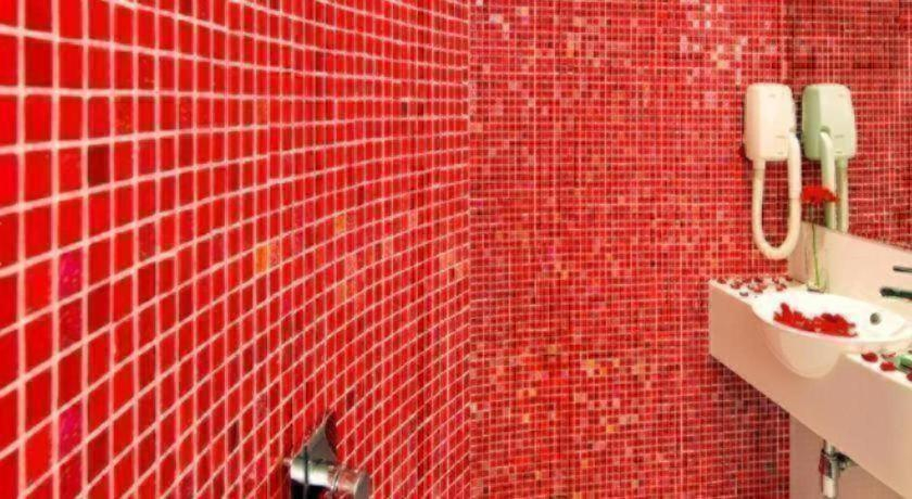 Bathroom 4, Bikanervala a Boutique Hotel, Hyderabad