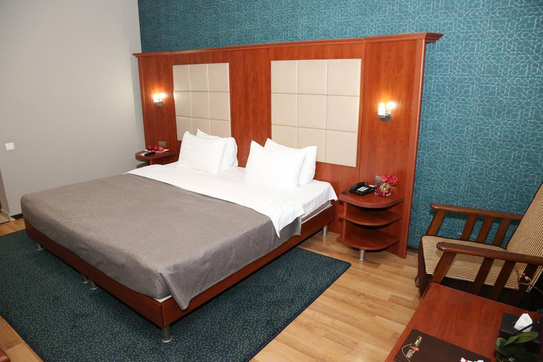 Bedroom 3, Golden Palace Hotel, Mtskheta