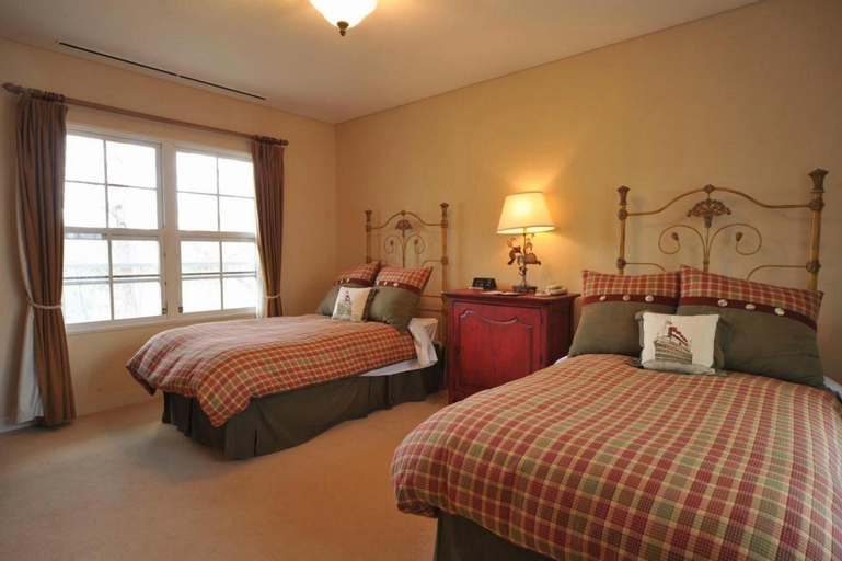 Bedroom 3, Resort Forest Hills Garden, Mihara