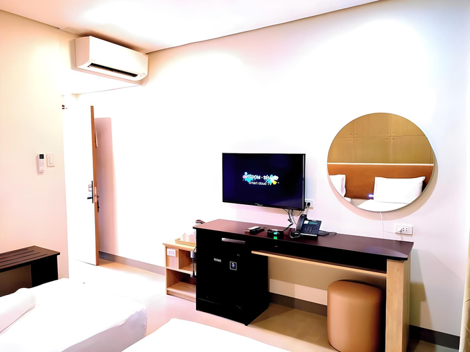 Bedroom 3, Bugnaw Si-e Beach Resort, Anda