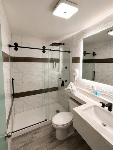 Bathroom 4, Hotel OPUS Bronx, New York