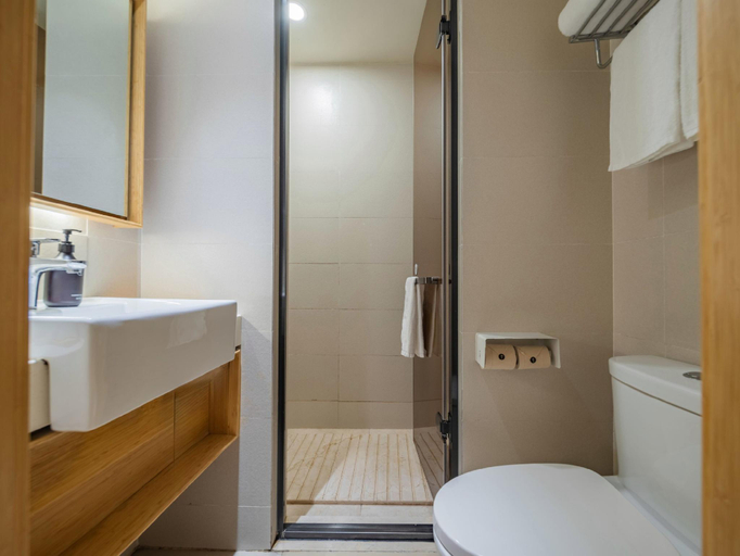 Bathroom 4, JI Hotel Chengdu High-tech Zone, Chengdu
