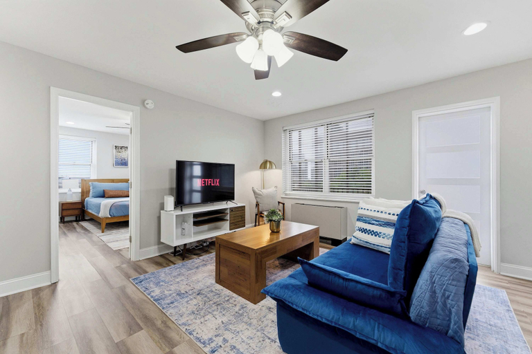 Living area 4, Cityview Peach Centrally Located, Atlanta