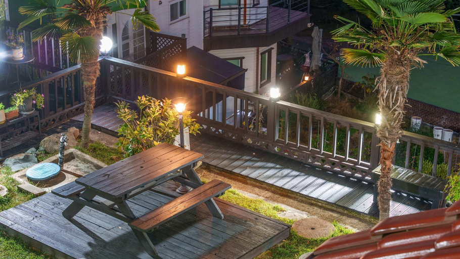Exterior & Views 2, Geoje Yeoul Pet-friendly Pension, Geoje