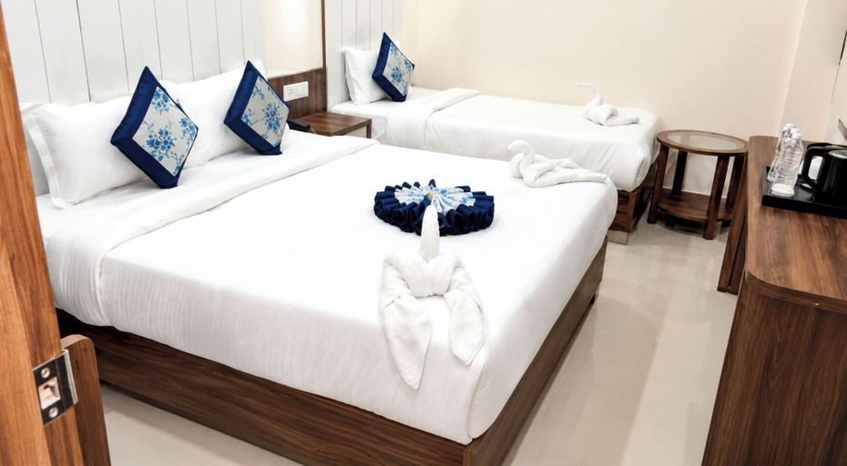 Room 2, Hotel Radha Krishna Varanasi, Varanasi