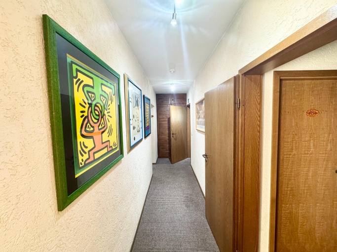 Others 5, Hotel Bauernstube, Oberhausen