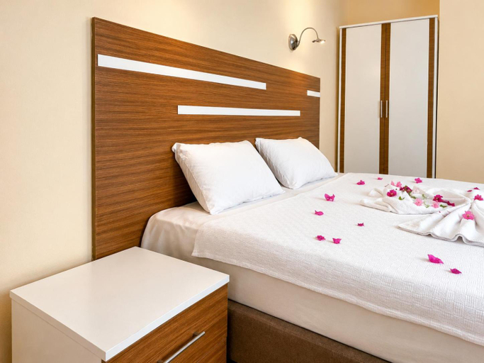 Bedroom 3, The Mood Hotel Gumbet - All inclusive, Bodrum