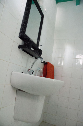 bathroom 28