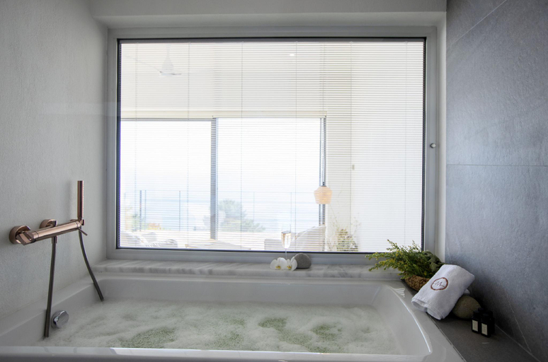 Bathroom 5, Momos Otel, Ayvacık