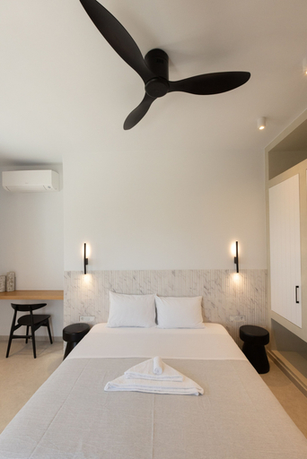 Room 4, Kamari Horizon, South Aegean