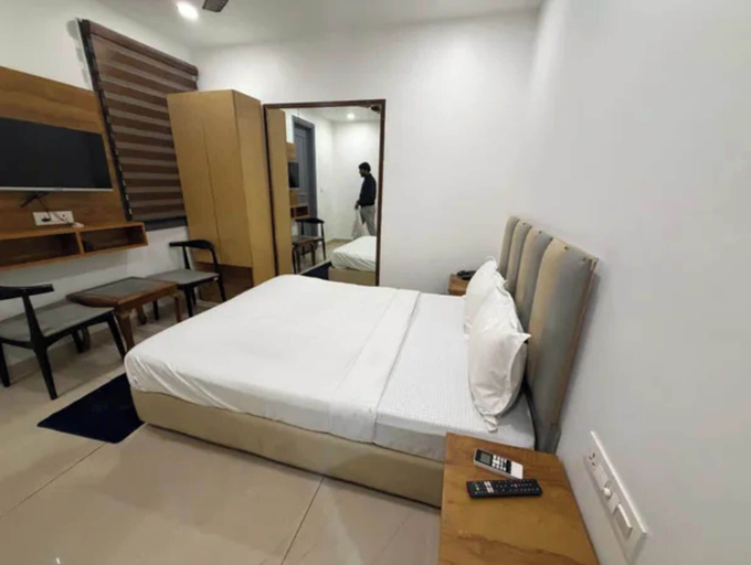 Room 5, Fabhotel D2 Pachim Vihar, Delhi
