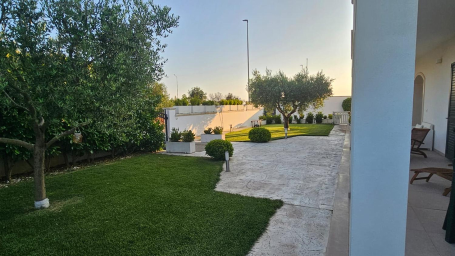Others 5, Villa Alfi Galatina, Lecce