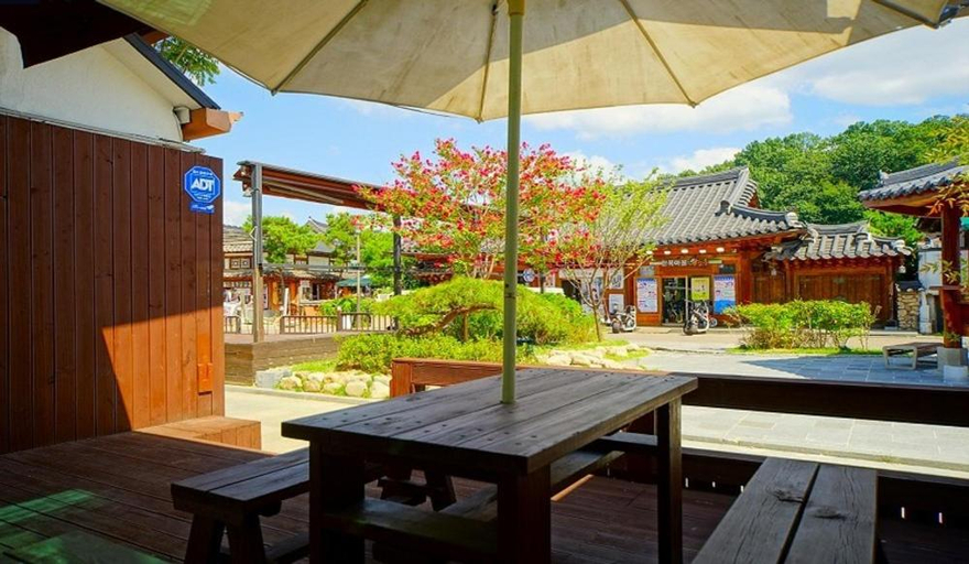 Others 4, Jeonju Cheongsachorong Taejoro Pension, Jeonju