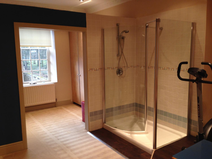 Bathroom 5, Sniperley Hall Bed and Breakfast, Durham