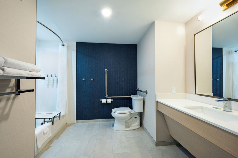 Bathroom 5, Fairfield Inn & Suites by Marriott North Bay, Nipissing
