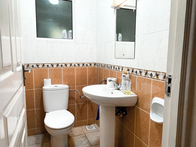 Bathroom, Oleandar, Mavoko
