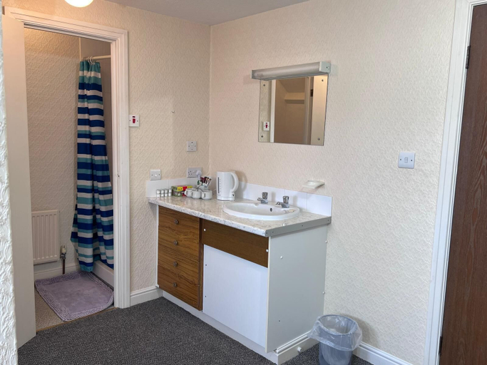 Bathroom 5, Coastal Place, North Yorkshire