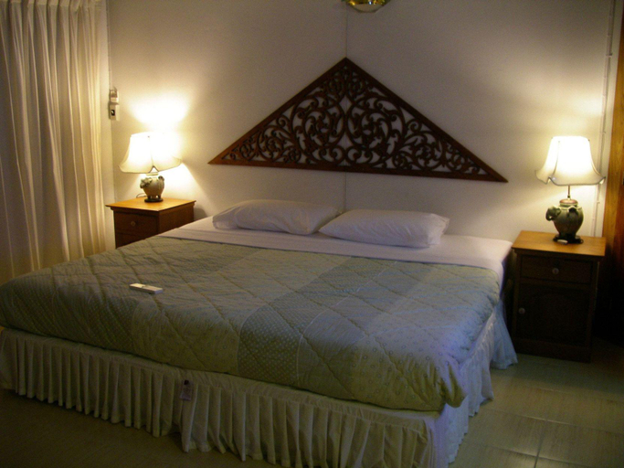 Bedroom 3, Ruen Thai Rim Haad Resort, Muang Rayong