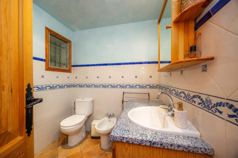 Bathroom 3, Villa Ca'n Tabou, Baleares