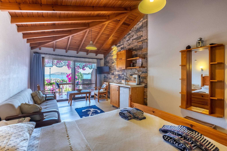 Room 2, Liman Pansiyon Palamutbükü, Datça