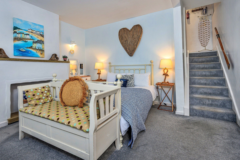 Room 4, Seaside Cottage, North Yorkshire