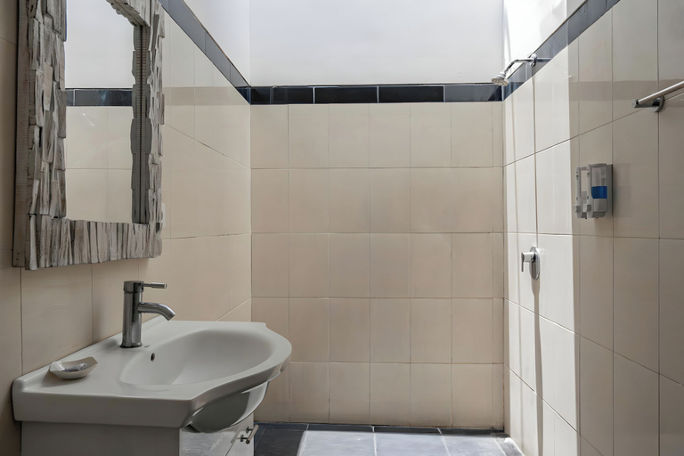 Bathroom 5, Belvilla Nirvana Near Monkey ForestNearCampuhan Ridge Walk, Gianyar