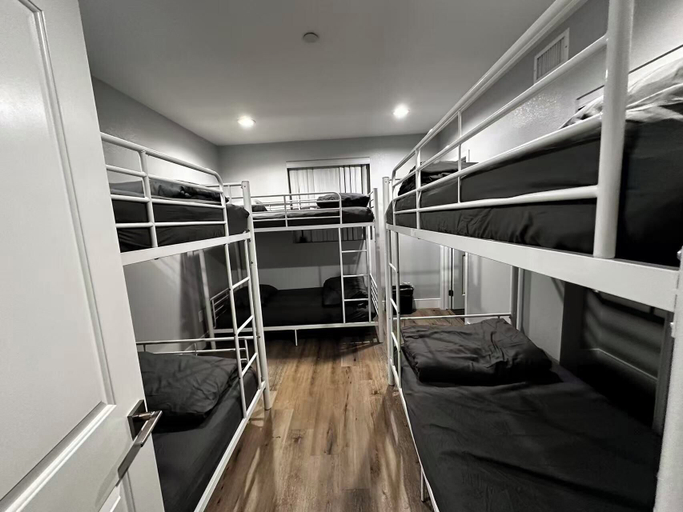 Room, 23rd homestay, Los Angeles