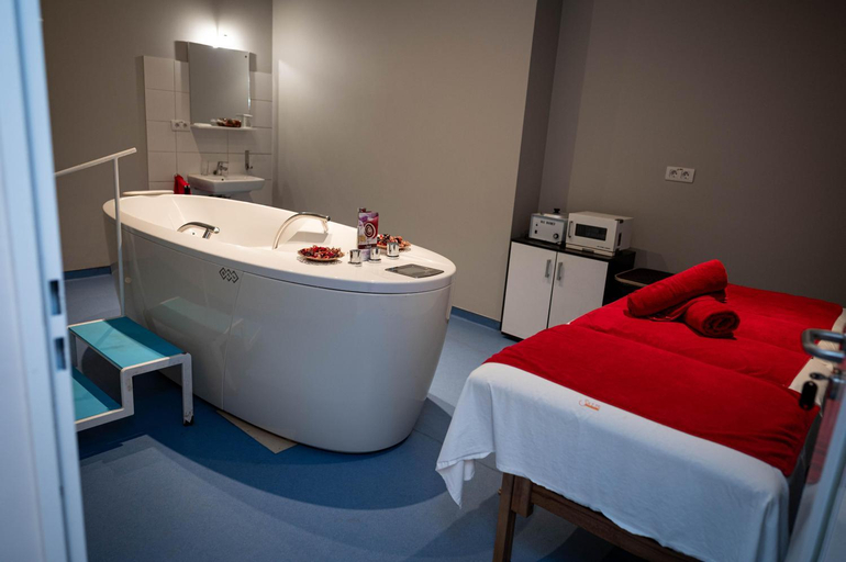 Bathroom 5, Salis Hotel & Medical Spa, Turda