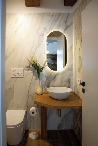 Bathroom 4, Stevoski Rooms, Gorizia