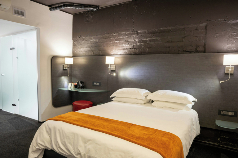 Bedroom 4, ONOMO Hotel Waterfront, City of Cape Town