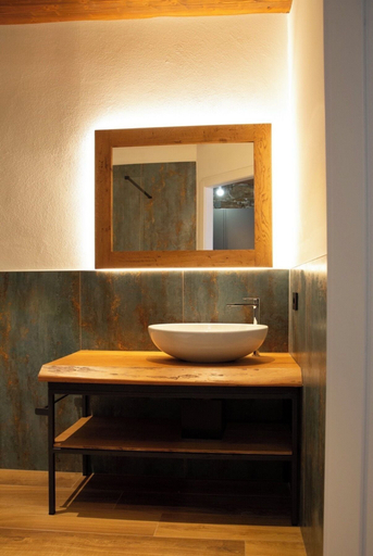 Bathroom 3, Stevoski Rooms, Gorizia