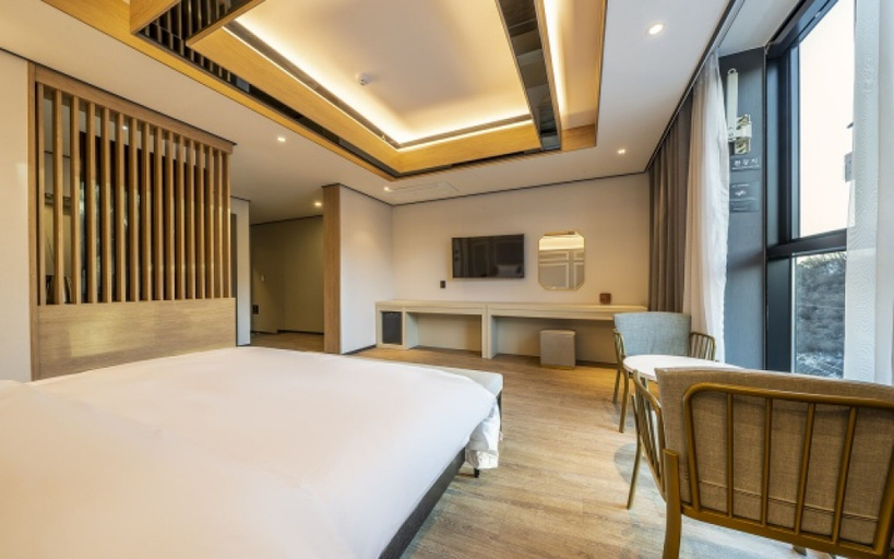 Bedroom 3, Jincheon Hotel Lacus, Eumseong