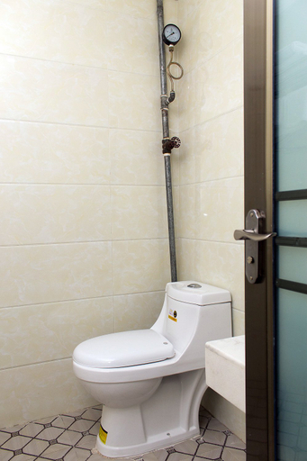 Bathroom 2, Jinyuan Hotel, Guangzhou