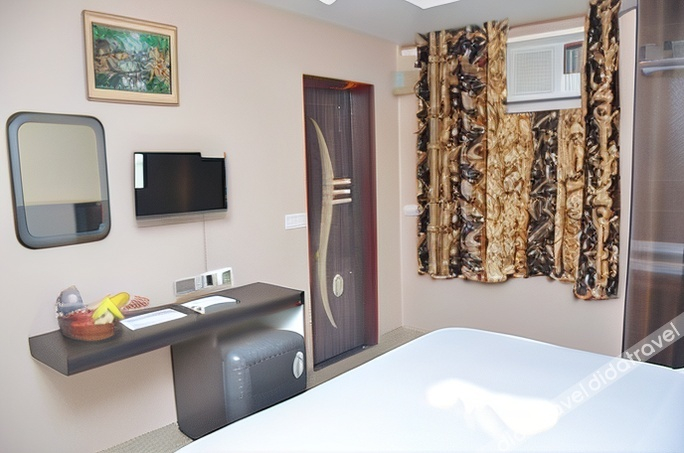 Bedroom 2, Travelling Troopers Homestay, Varanasi
