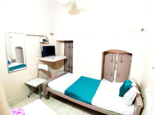 Bedroom 3, City Hotel Prayagraj, Kaushambi
